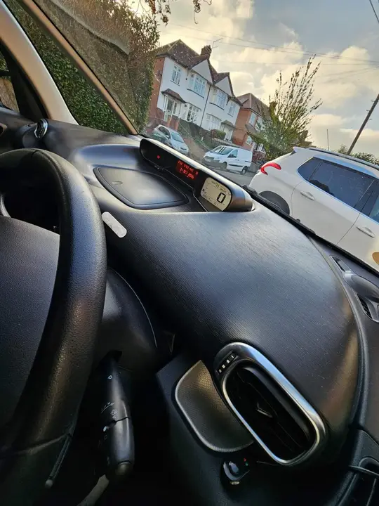 Citroen C3 Picasso 2010 photo 2