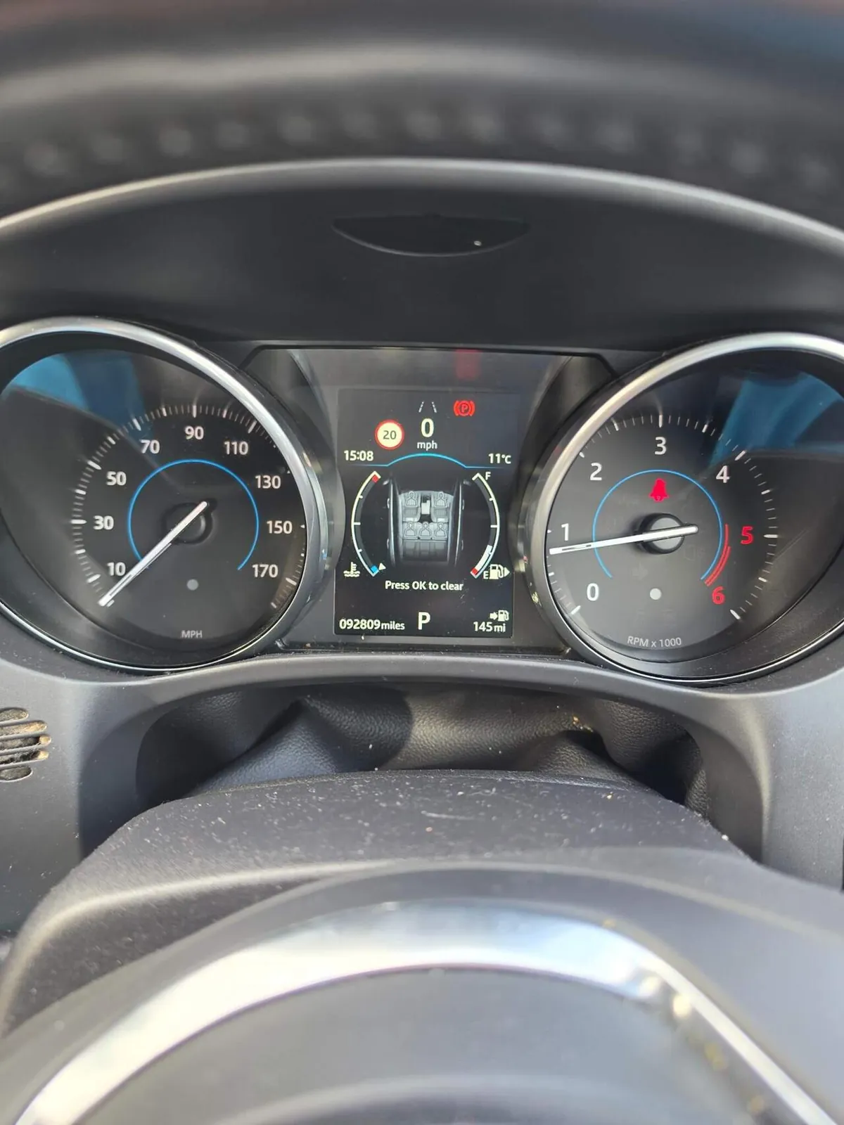 Jaguar F-Pace 2017 photo 3