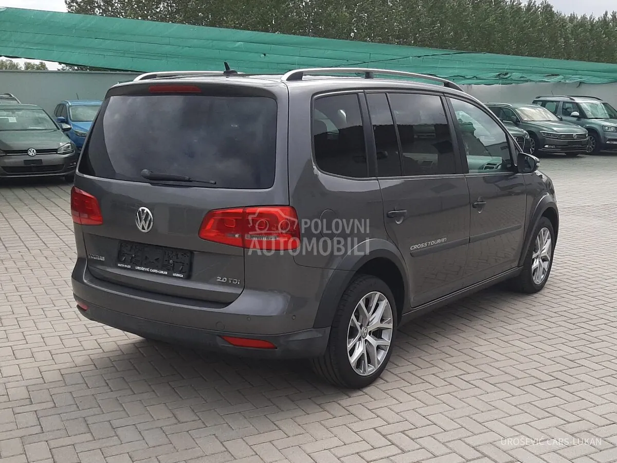 Volkswagen Touran 2014 photo 4