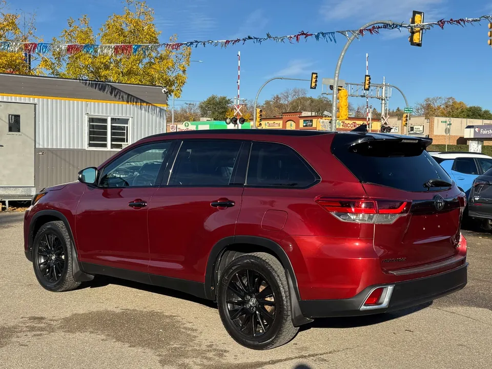 Toyota Highlander 2019 photo 2
