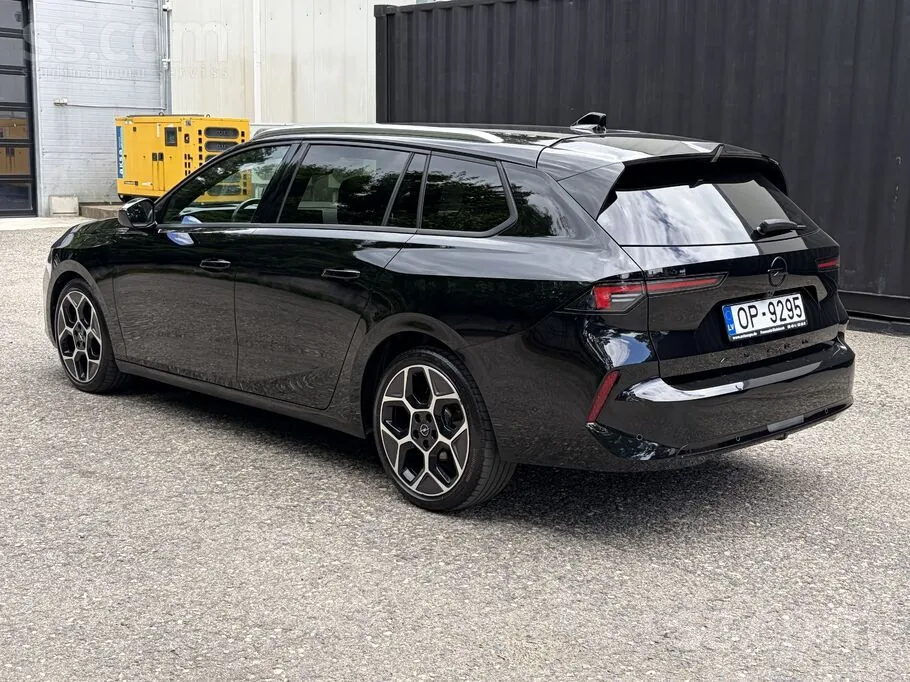 Opel Astra 2024 photo 3