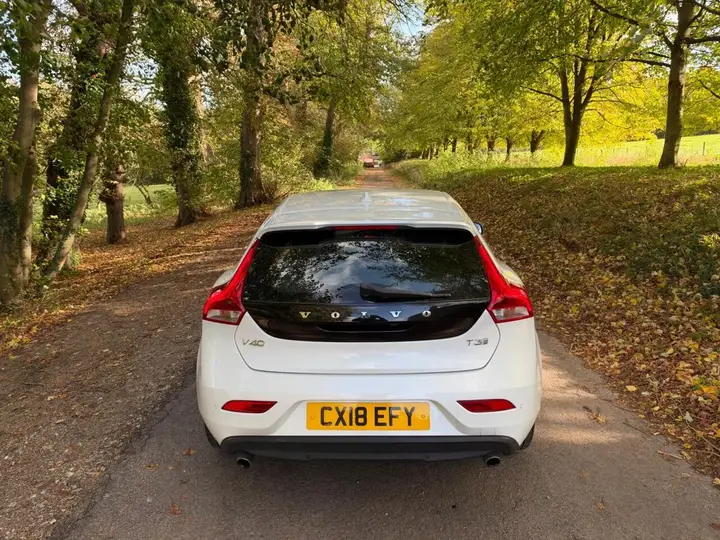 Volvo V40 2018 photo 5