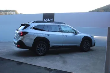 Subaru Outback 2024 photo 4