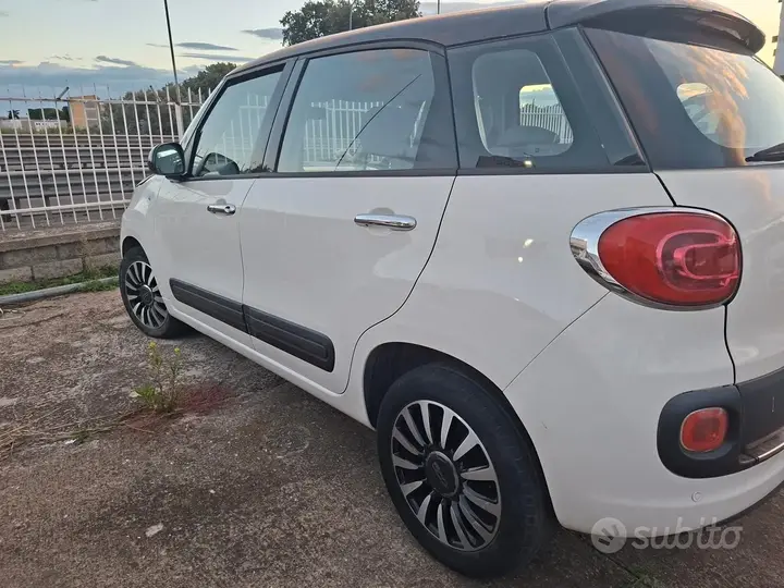Fiat 500L 2015 photo 4