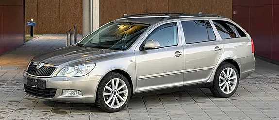 Skoda Octavia 2013 photo 2