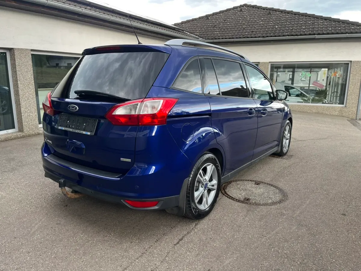 Ford C-Max 2015 photo 2