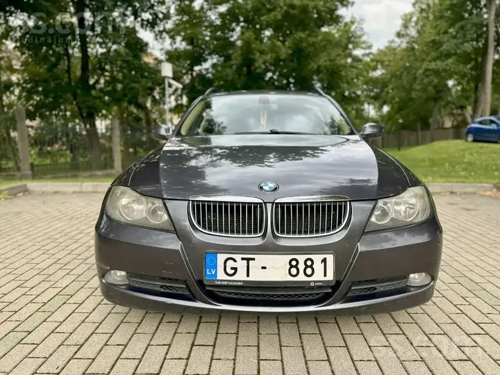 BMW 325 2006 photo 3
