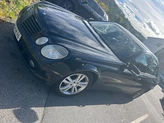Mercedes-Benz E200 D