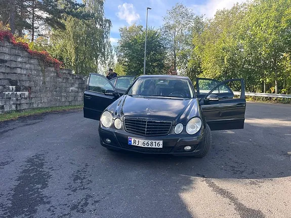Mercedes-Benz E200 D 2007 photo 5