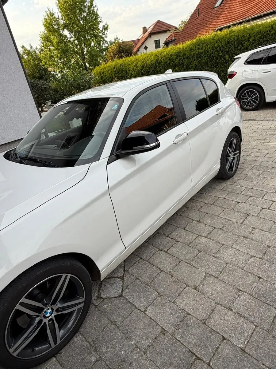 BMW 1 Series 2013 photo 2