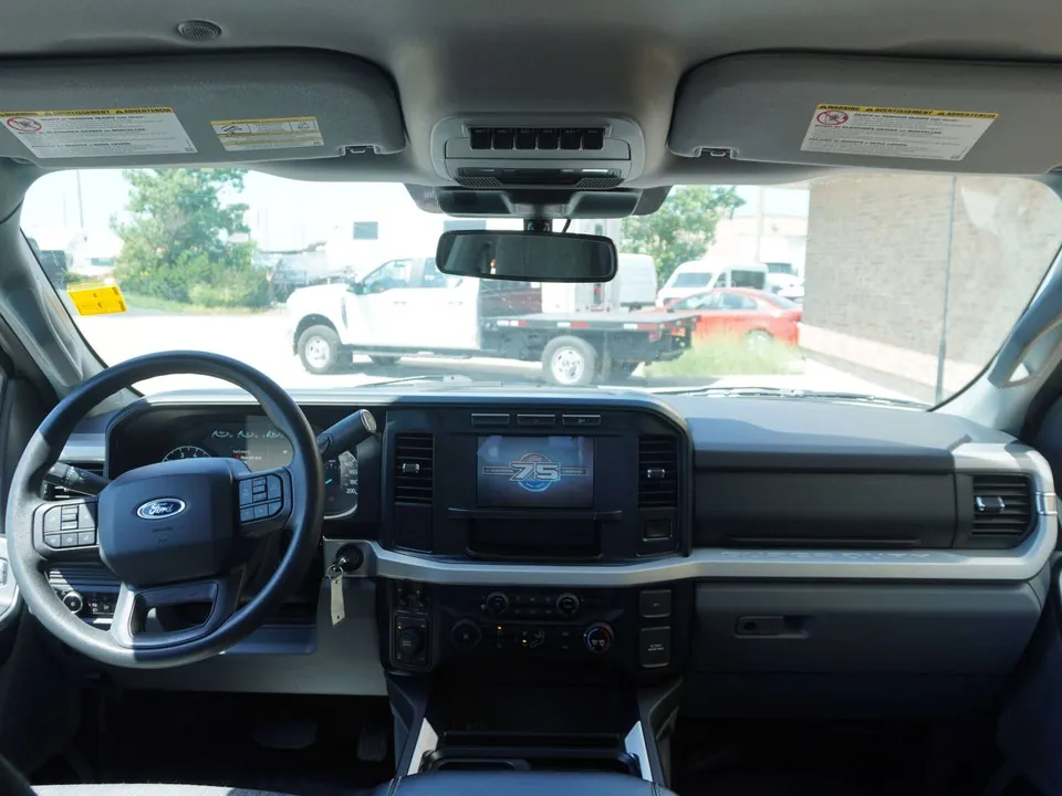 Ford F250 2023 photo 3
