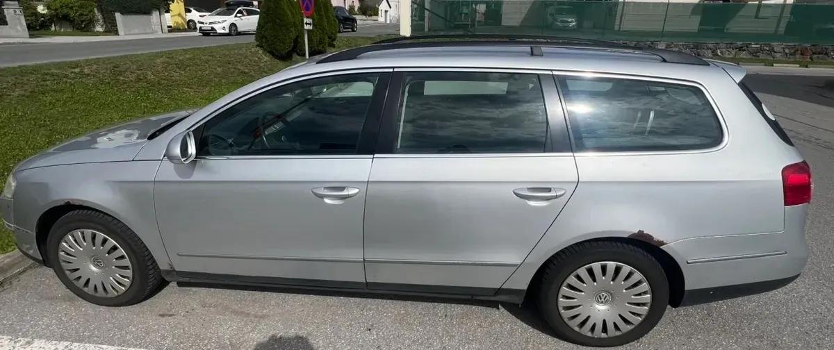Volkswagen Passat 2009 photo 3