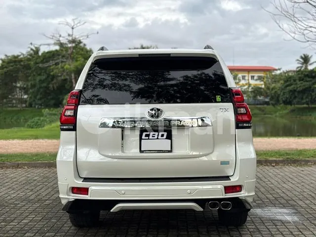 Toyota Land Cruiser Prado 2023 photo 4
