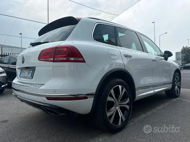 Volkswagen Touareg 2017 photo 4