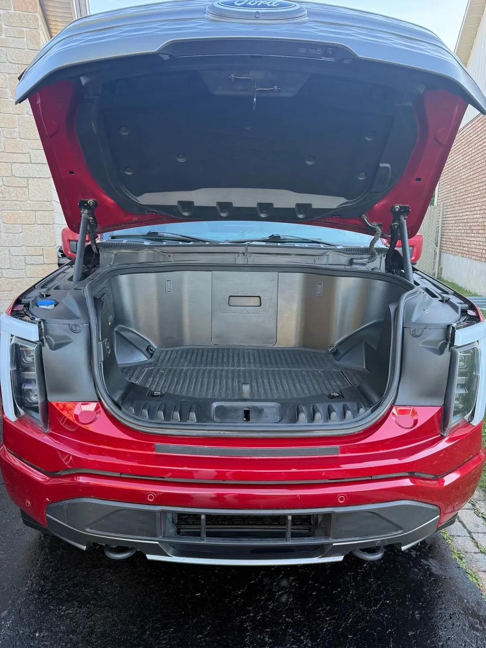 Ford F-150 Lightning 2023 photo 4