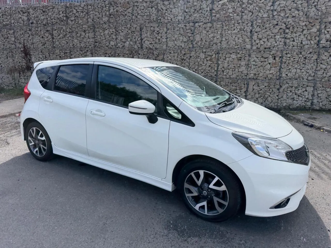 Nissan Note 2015 photo 3