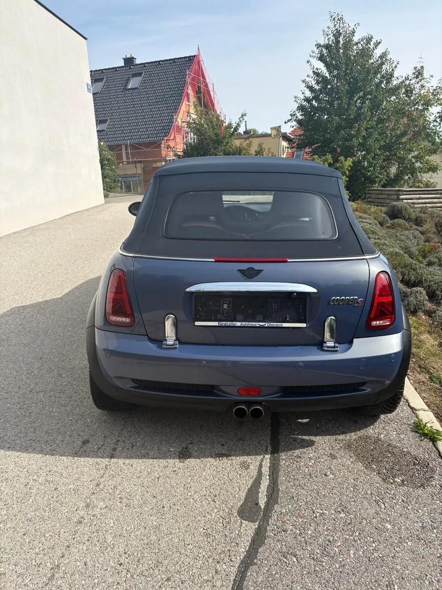 Mini Cabrio 2005 photo 3