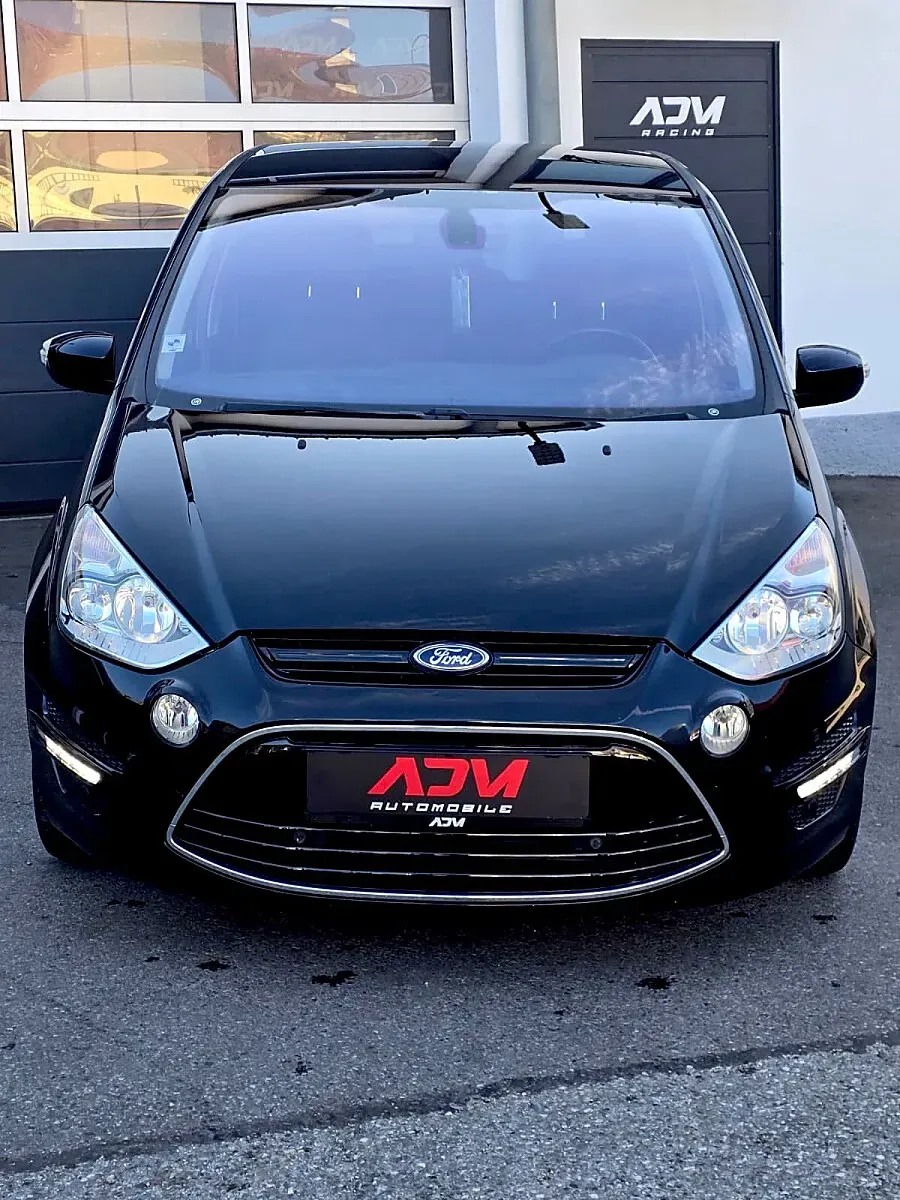 Ford S-Max 2011 photo 2