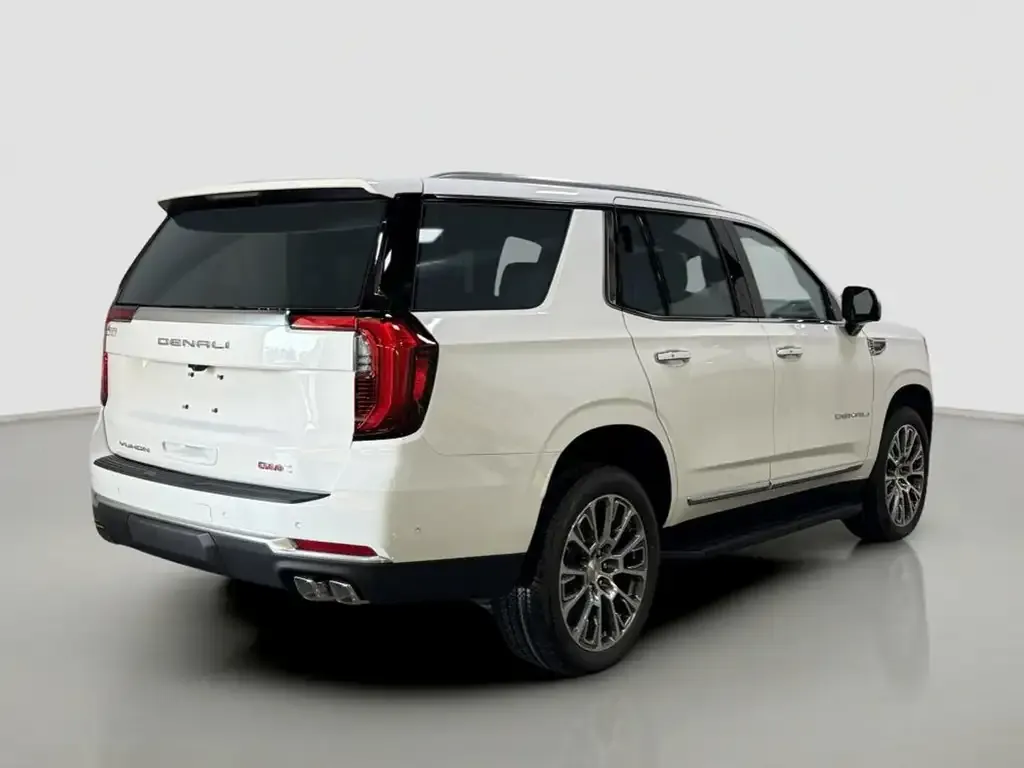 GMC Yukon 2026 photo 3