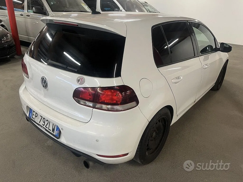 Volkswagen Golf 2009 photo 4