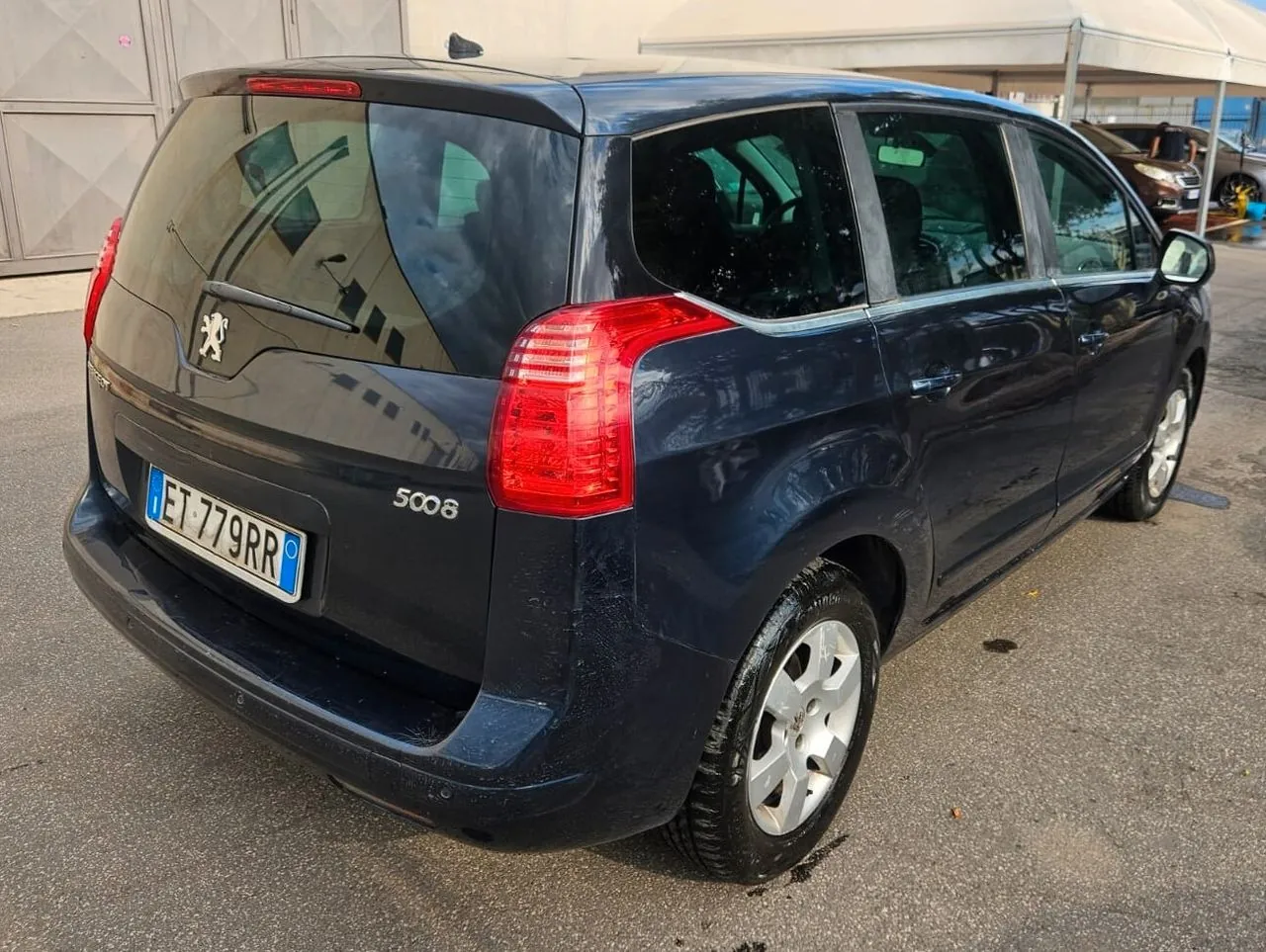 Peugeot 5008 2014 photo 4