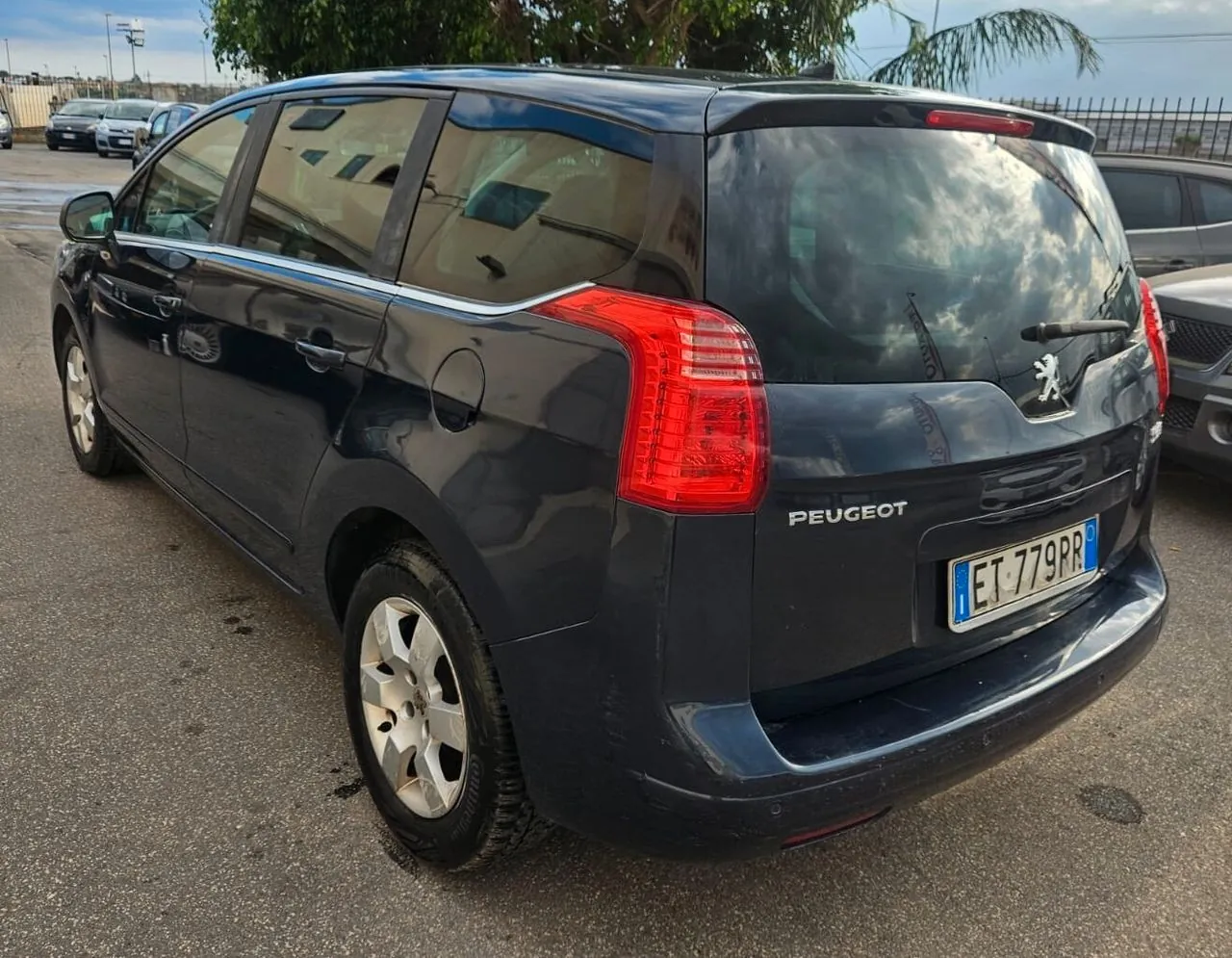 Peugeot 5008 2014 photo 5