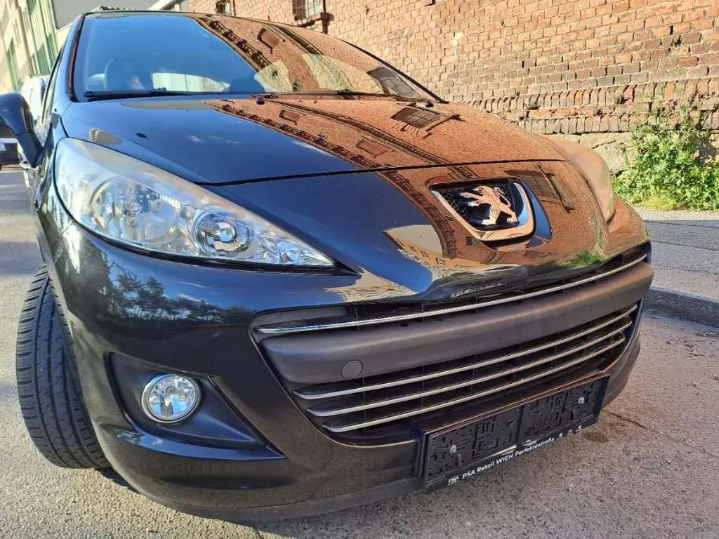 Peugeot 207 2010 photo 3