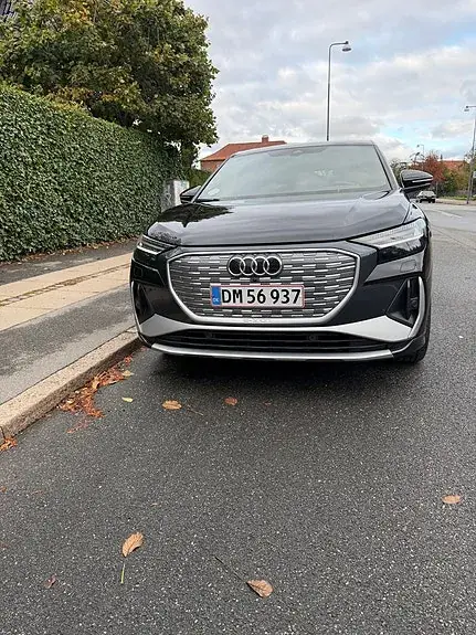Audi Q4 E-Tron 2022 photo 3