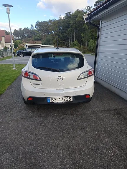 Mazda 3 2011 photo 5