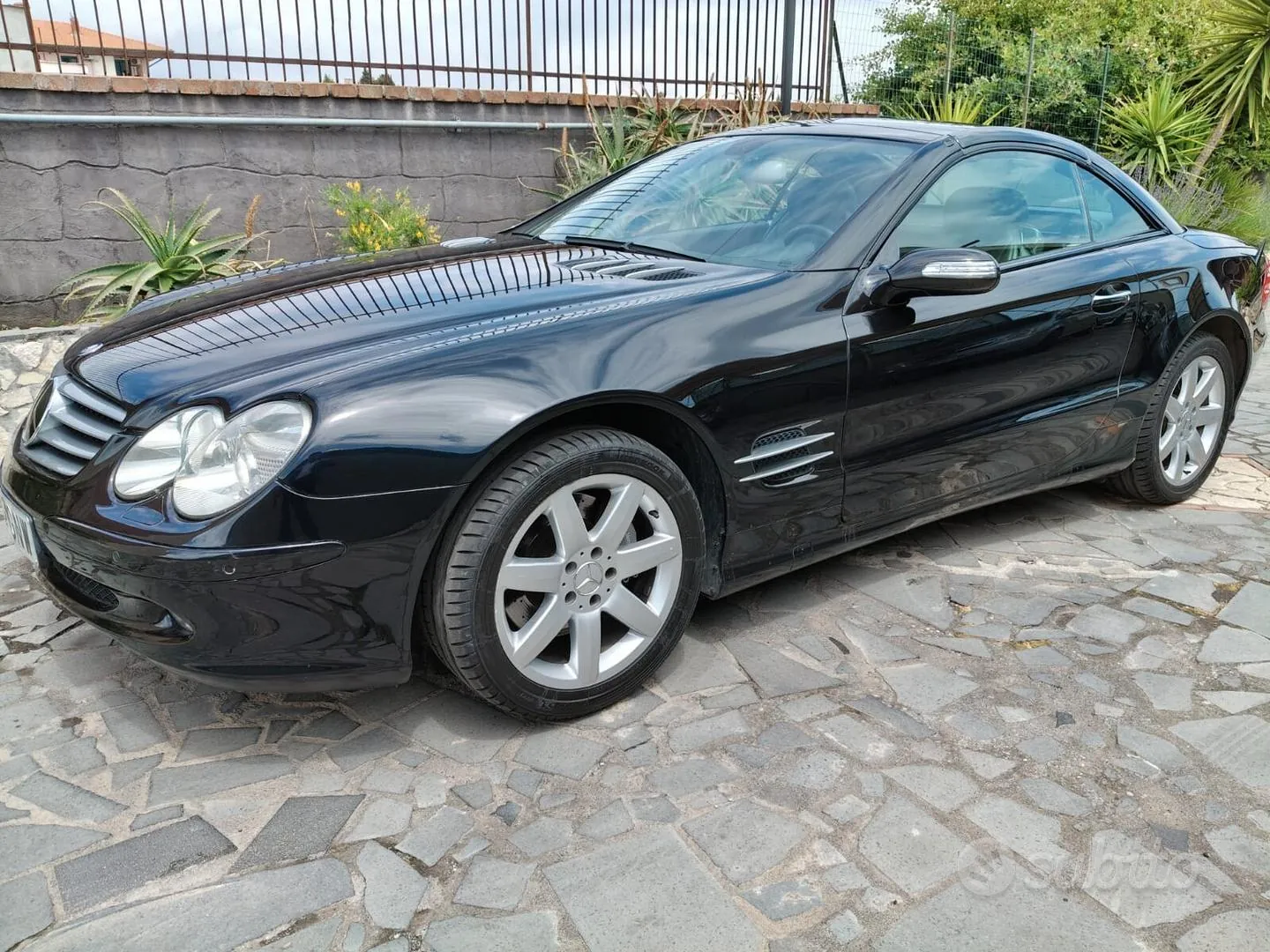 Mercedes-Benz Sl 500 2005 photo 2