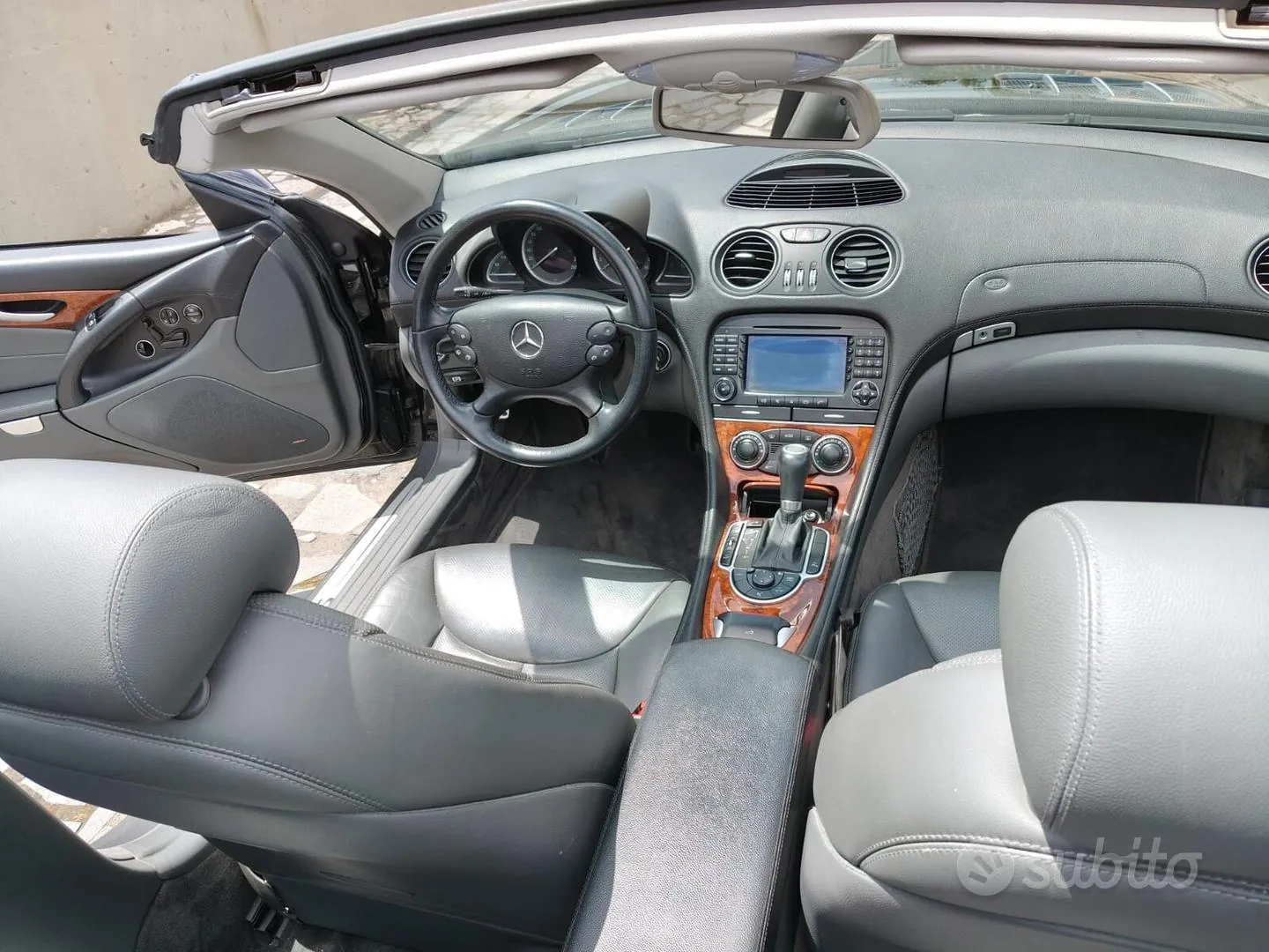 Mercedes-Benz Sl 500 2005 photo 4