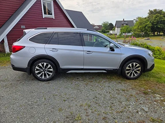 Subaru Outback 2017 photo 4