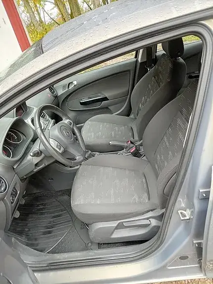Opel Corsa 2012 photo 5