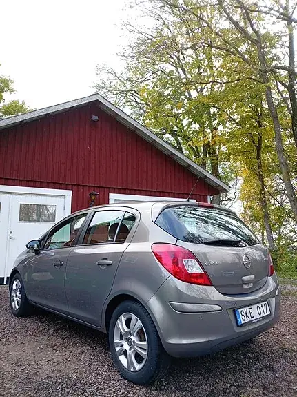 Opel Corsa 2012 photo 4