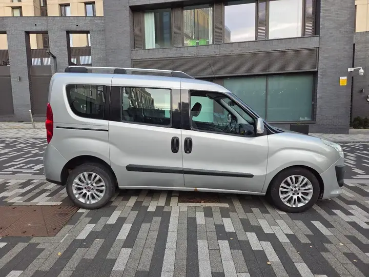 Fiat Doblo 2011 photo 3