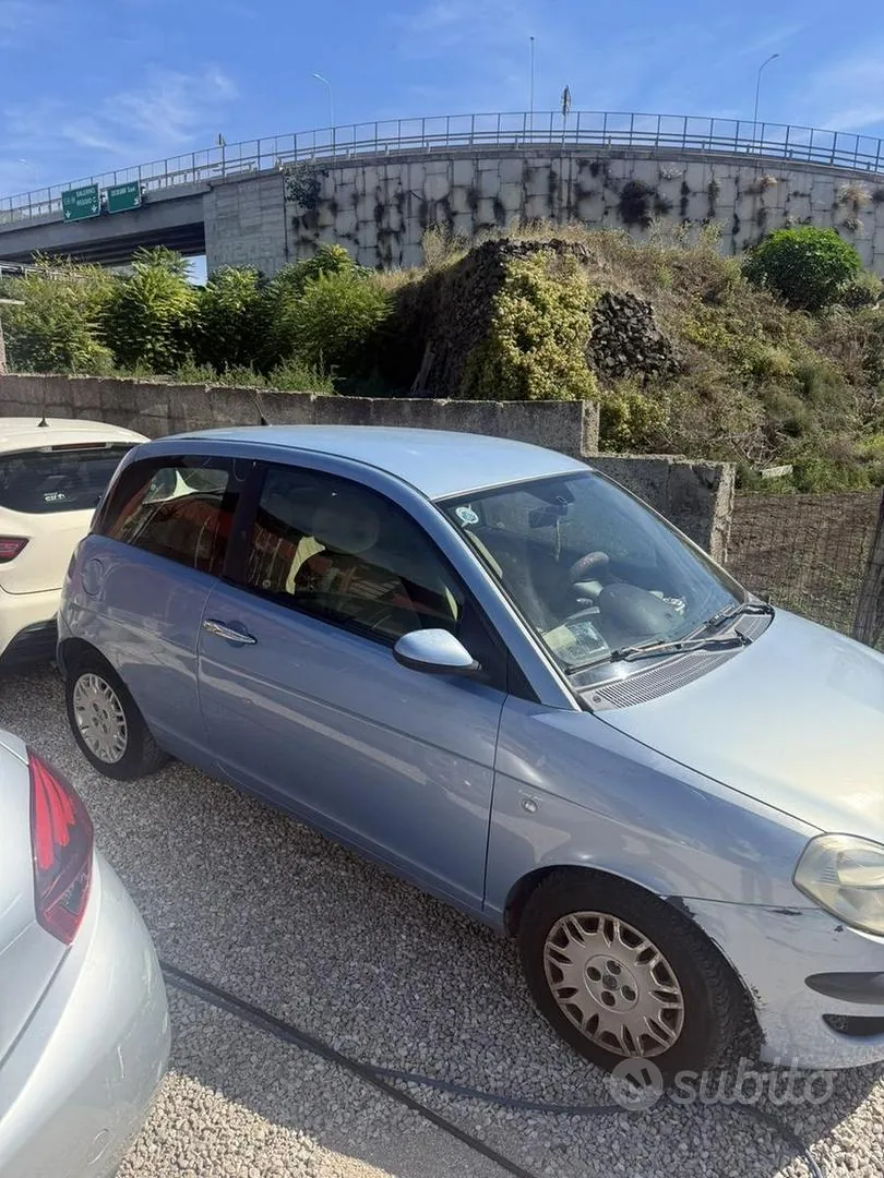 Lancia Ypsilon 2004 photo 2