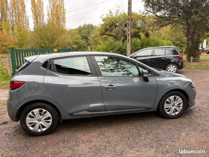 Renault Clio 2018 photo 5