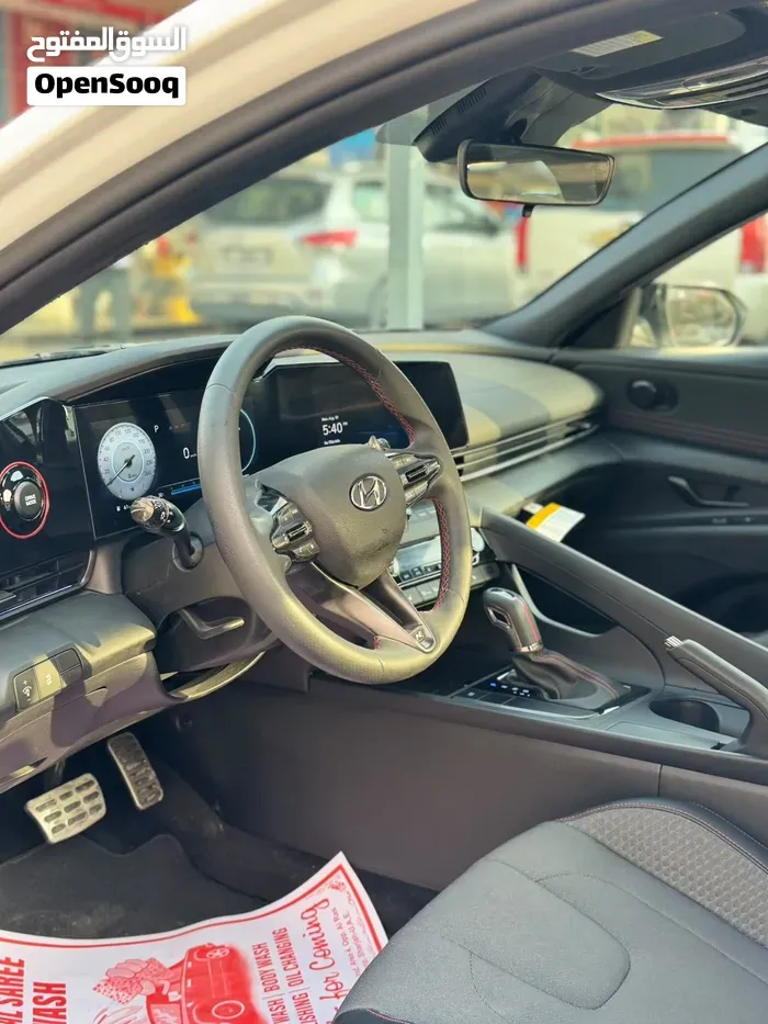 Hyundai Elantra 2025 photo 2
