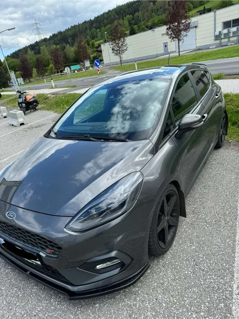 Ford Fiesta 2020 photo 2