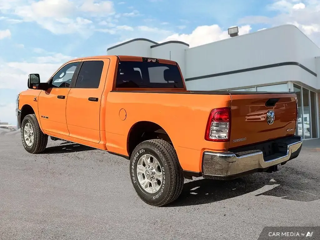 Ram 3500 Big Horn 4X4 Crew Cab 6.4 Box 2024 photo 4