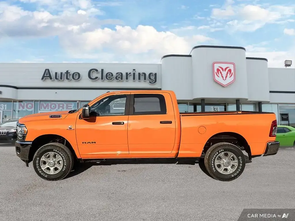 Ram 3500 Big Horn 4X4 Crew Cab 6.4 Box 2024 photo 3