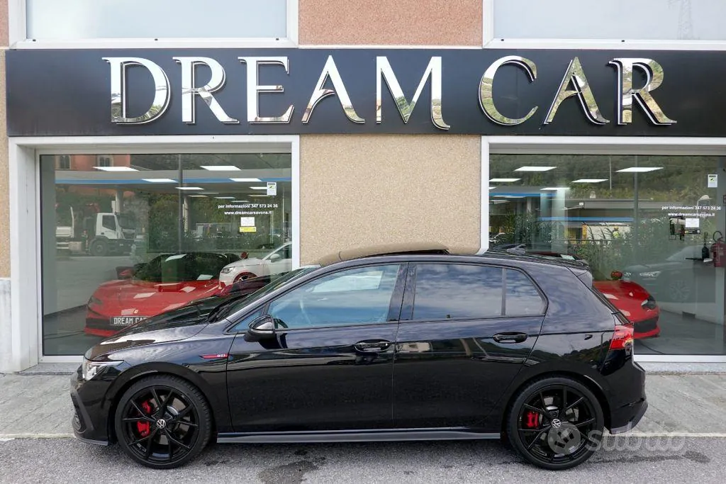 Volkswagen Golf Gti 2024 photo 2