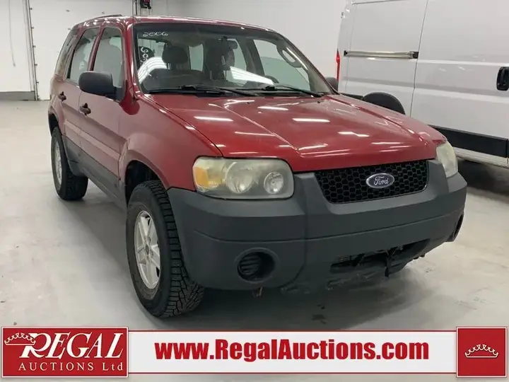 Ford Escape 2006 photo 2