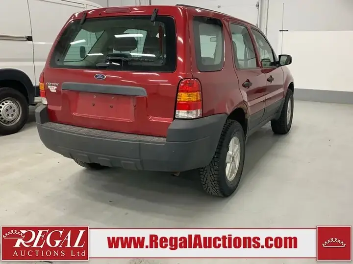 Ford Escape 2006 photo 3
