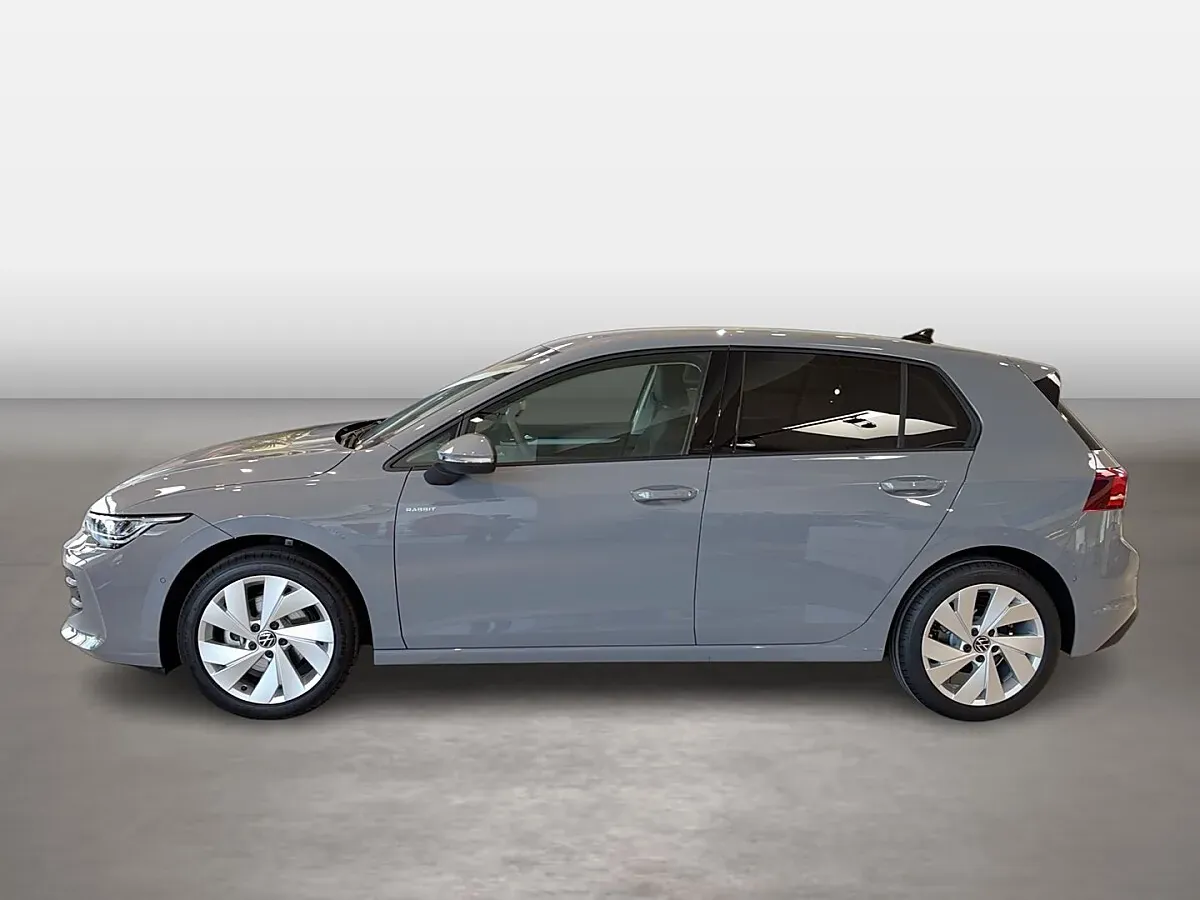 Volkswagen Golf 2026 photo 2