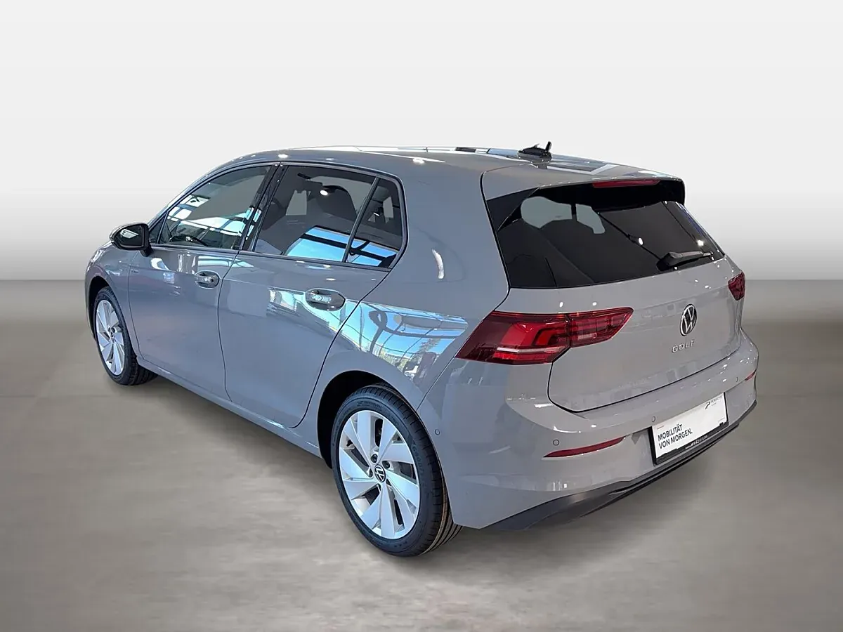 Volkswagen Golf 2026 photo 3