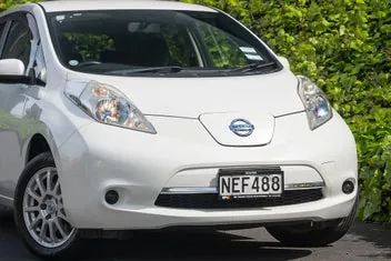 Nissan Leaf 2015 photo 3