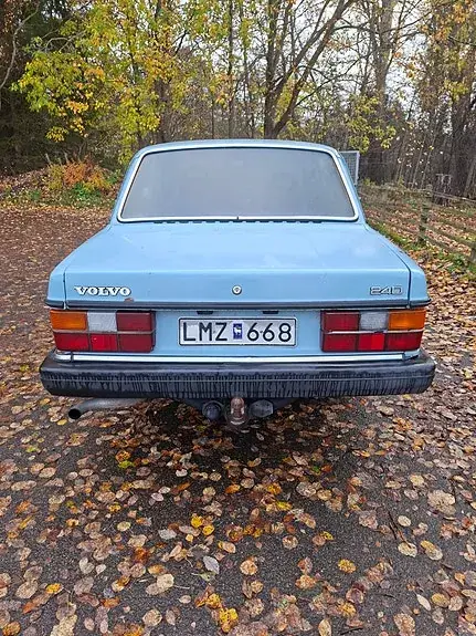 Volvo 240 1983 photo 4