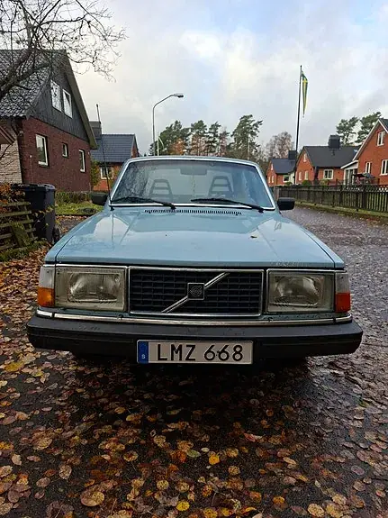 Volvo 240 1983 photo 3