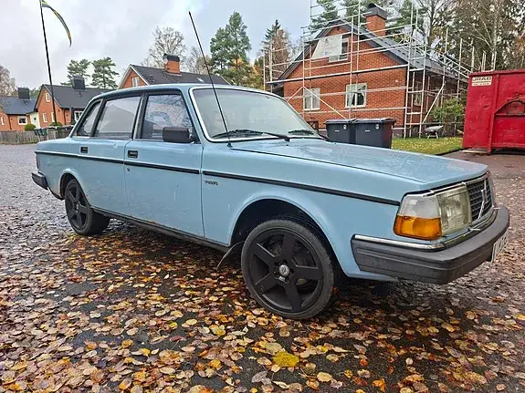 Volvo 240